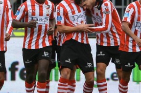 爱游戏官网包含纽约尼克斯训练开放日，国际比赛日战术微调引欢呼，荷甲在即，球队文化再被提及的词条