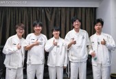 爱游戏平台Rookie重要时刻晋级下一阶段，RNG带队取胜！赛场气氛高涨的简单介绍