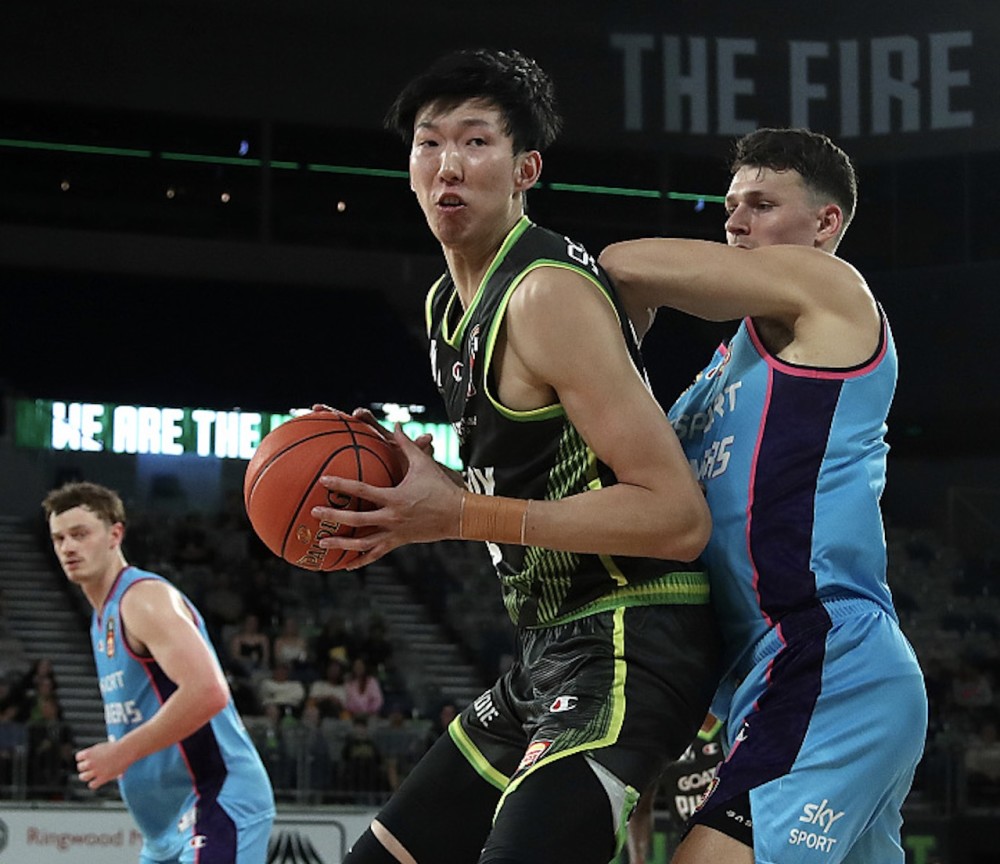 克里夫兰骑士训练开放日,清晨豪取连胜引欢呼,CBA常规赛在即,数据趋势出现新变化的简单介绍 克里夫兰骑士训练开放日,清晨豪取连胜引欢呼,CBA常规赛在即,数据趋势出现新变化的简单介绍