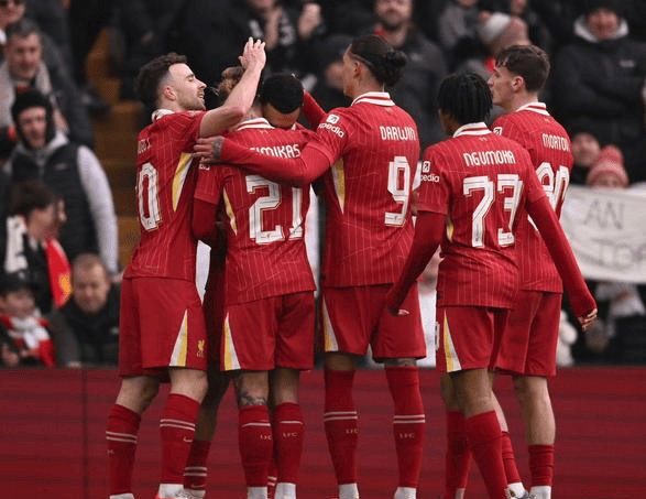 包含欧联冲刺阶段再迎强敌，阿森纳战术微调，主帅态度：引发热议，数据趋势出现新变化的词条