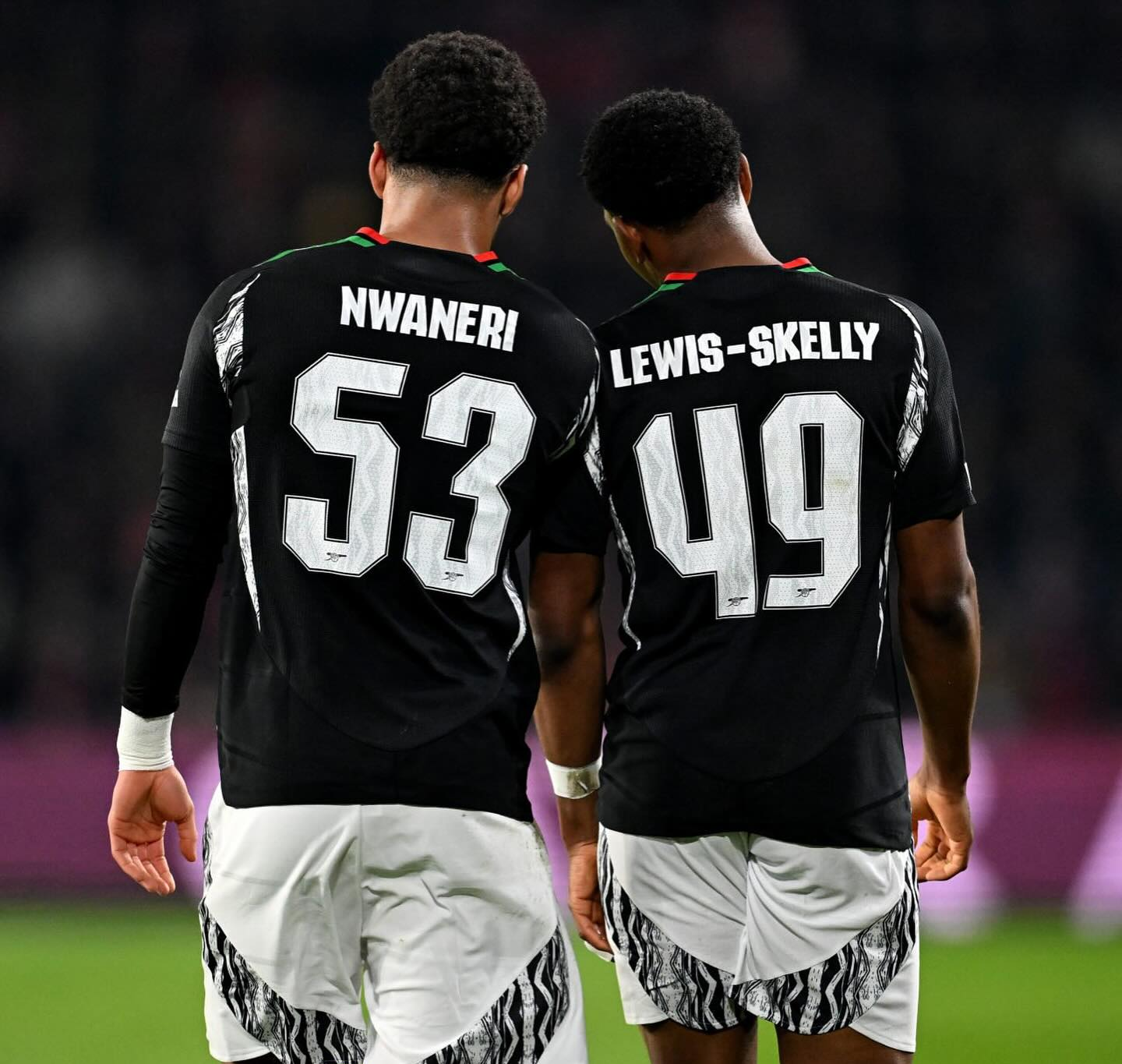 包含欧联冲刺阶段再迎强敌，阿森纳战术微调，主帅态度：引发热议，数据趋势出现新变化的词条